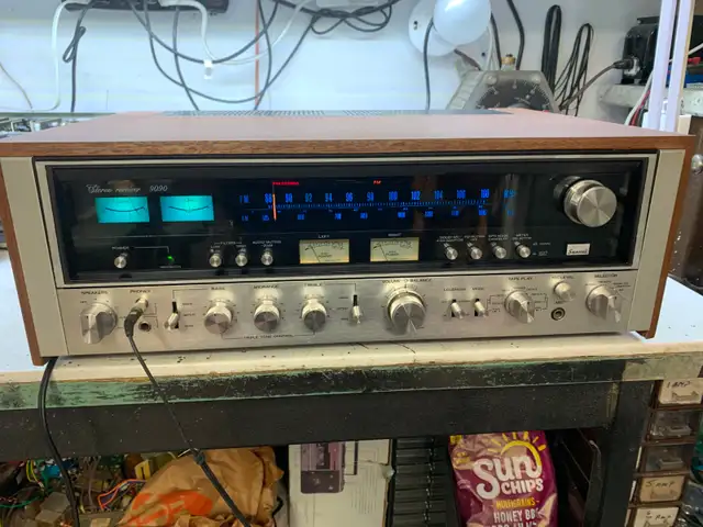 Sansui 9090 Stereo Receiver in Stereo Systems & Home Theatre in Markham / York Region - Image 2