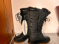 Superfit Black Boots Waterproof Winter Boots brand new