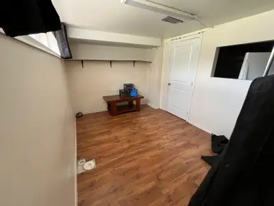 Private room for rent
