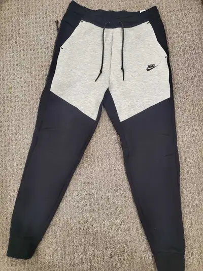 New Nike Tech Pants | Medium, View more