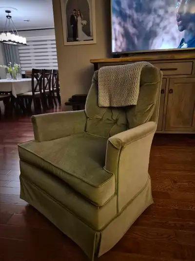 FREE ROCKING CHAIR, View more