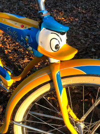 1952 Shelby Donald Duck vintage original Balloon tire bicycle