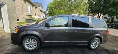 Dodge Grand Caravan 2020 Stow n’ Go, toute équipée, très bien entretenue, aucun accident, non fumeur...