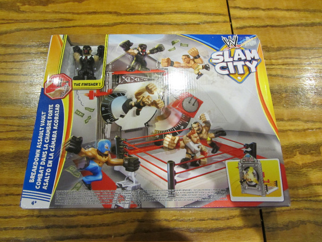 WWE Slam City Breakdown Assault Vault The Finisher New Sealed in Toys & Games in Oakville / Halton Region