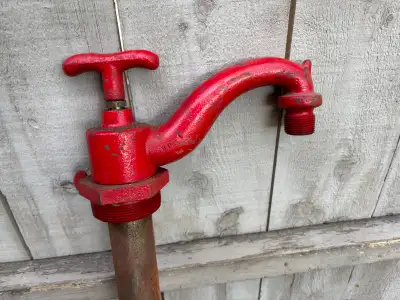 Only used once 45 gallon drum manual transfer pump. $30