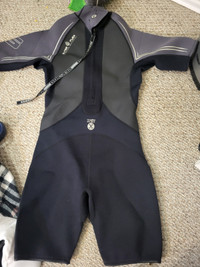 diving /swimming suit size large