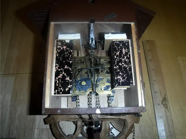 Authentic German Cuckoo Clock in Arts & Collectibles in Ottawa - Image 7