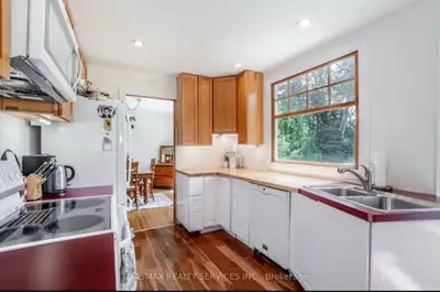 2 bedroom main floor house apartment for rent in Caledon (cheltenham ) on creditview road just north...