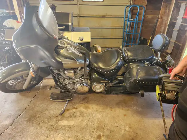 1999 Yamaha V1600 Roadstar in Street, Cruisers & Choppers in Truro - Image 2