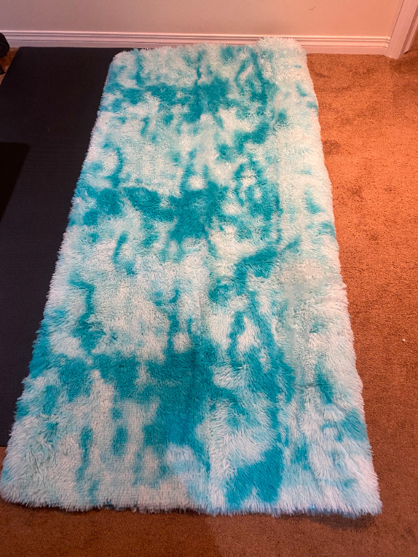 Sky Blue 6x6 Feet Soft Fluffy Area Rug in Rugs, Carpets & Runners in Calgary