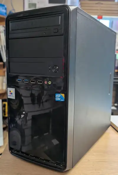 PC GAMING i7-9700F RTX2060 6GB 32GB DDR4 SSD 500GB NVMe HDD 2TB, View more
