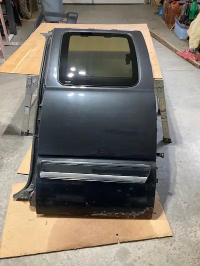 A set of rear doors from a 2003 Chev Silverado extended cab. (These are the suicide doors). Will fit...