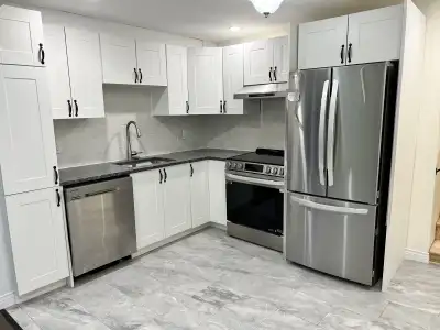 One room for rent in a 2-bedroom unit 850$ including everything The other room is rented (male) Avai...