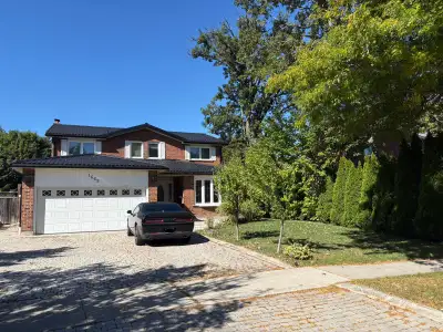 Welcome to a beautifully maintained home in the desirable Lorne Park neighborhood. This room offers...