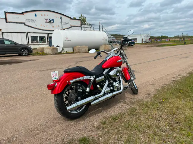 2010 Harley Davidson FXDC Dyna Super Glide Custom in Street, Cruisers & Choppers in Red Deer - Image 5