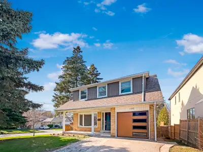 ✨ Modern Corner 4-Bedroom Main Unit for Rent • Bright & spacious living area • Separate dining space...