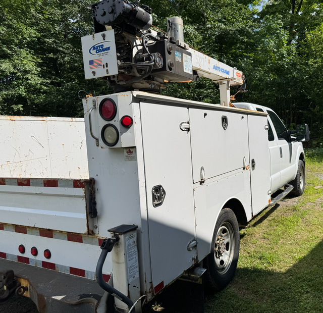 2011 Ford F350 Service Truck with Crane - Crane Service Truck