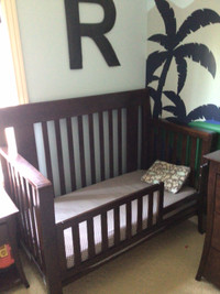 Crib, dresser, end table, toddler & dbl conversion kit, mattress
