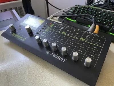 Waldorf Pulse 2 monophonic/paraphonic analog synthesizer, View more