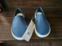 Brand new crocs sandal (size C9 USD)