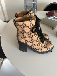 Gucci boots size 37