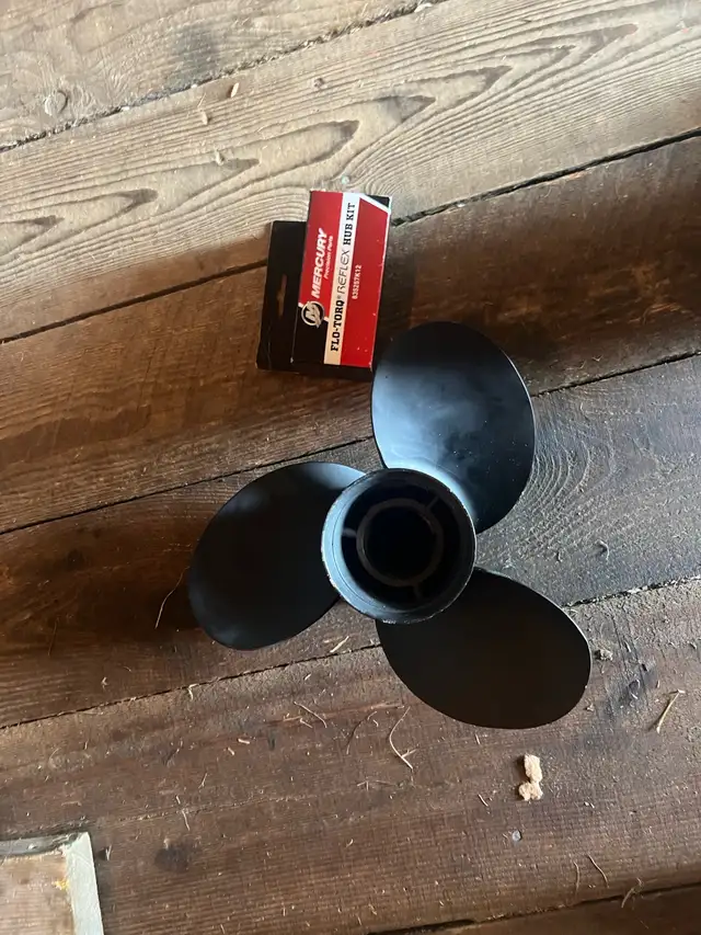 2012 Lowe Skorpion bass boat in Powerboats & Motorboats in Yarmouth - Image 10