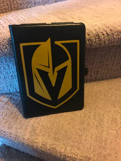 ROTATING IPAD PROTECTIVE CASE WITH VEGAS GOLDEN KNIGHTS EMBLEM SIZE 9.7
