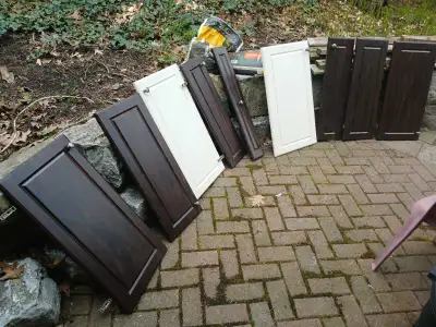 Used kitchen cabinet doors/panel. They are all 30" tall except the narrow panel, which is 32 3/4". T...