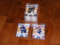 Série complete de 50 cartes de hockey Score Hot Rookies SP 2010-