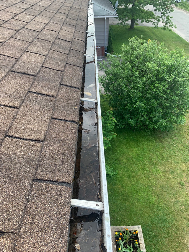 Gutter Cleaning & Reapir in Cleaners & Cleaning in North Bay