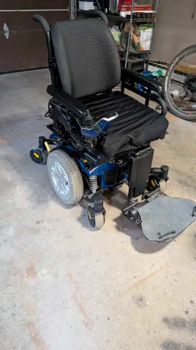 Quantum Q6 Edge electric wheelchair, View more