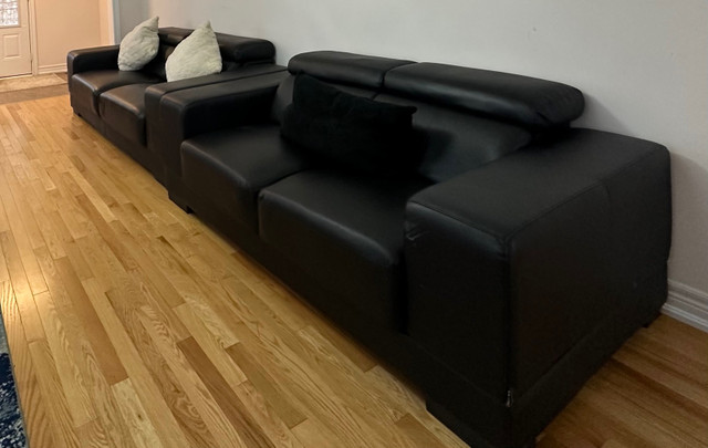 Modern Couches Sofa sets - price negotiable in Couches & Futons in Oakville / Halton Region - Image 3
