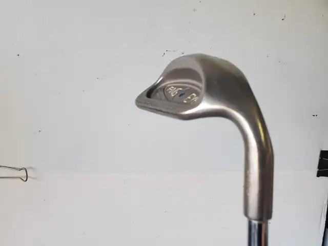 Ping Eye2 Blue Dot Sand Wedge-Great Shape in Golf in Ottawa - Image 5