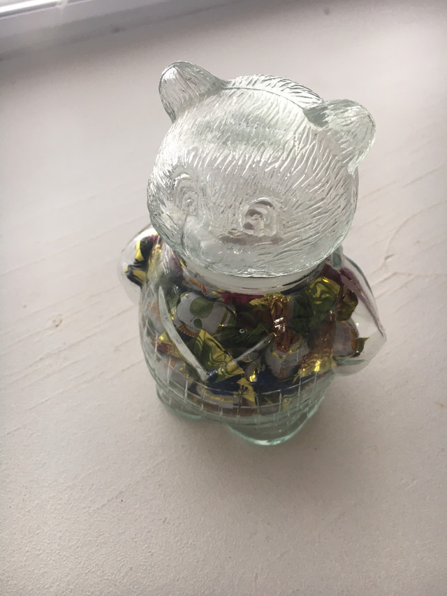 Bear candy jar in Arts & Collectibles in City of Toronto - Image 2