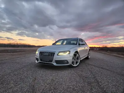Selling my 2010 Audi S4. This is a fully loaded example with the supercharged 3.0L V6 (333hp), paire...