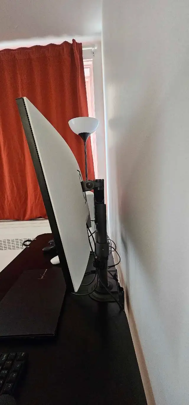 Dell 27" 4K Ultra HD Monitor (S2722QC) – $260 in Monitors in City of Montréal - Image 3
