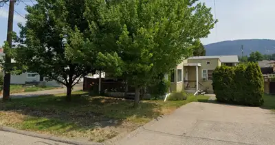 One Bedroom Suite Available August 1st