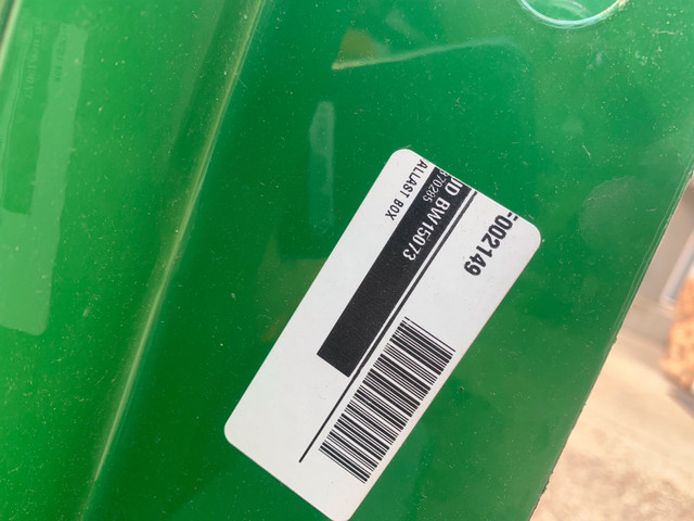 John Deere Class 1 - 3 point hitch weight box in Farming Equipment in Strathcona County - Image 4