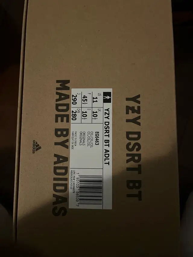 Yeezy 750 boots oil size 11 in Men's in Oshawa / Durham Region - Image 4
