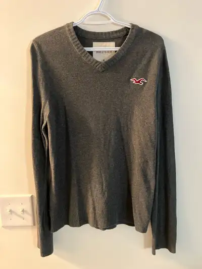Men’s Sweater Hollister Size Extra Large