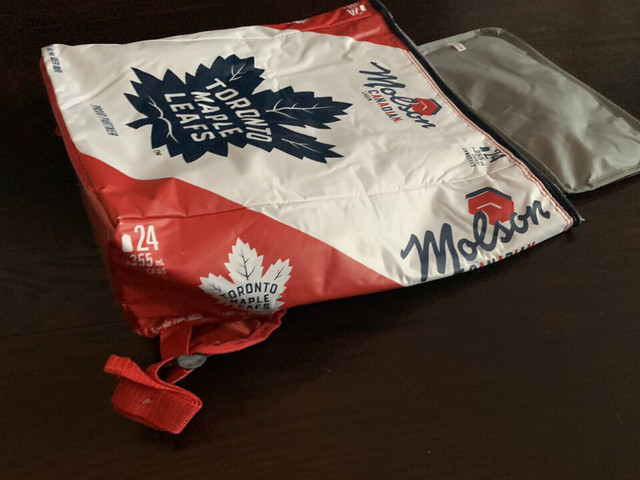 Toronto Maple Leafs Molson Canadian 24 pack cooler bag in Hockey in City of Toronto - Image 3