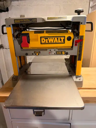Dewalt 12 ½” Heavy Duty Portable Thickness Planer, View more