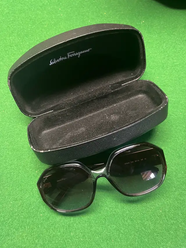 Salvatore Ferragamo Sunglasses in Women's - Other in Oshawa / Durham Region - Image 2
