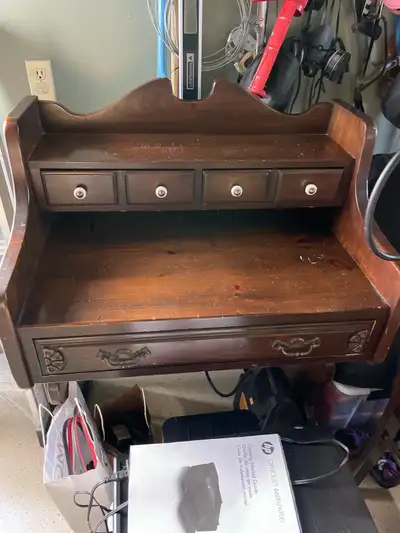 Stored in my garage for years & it’s time for a new home. Age is around 50 years.