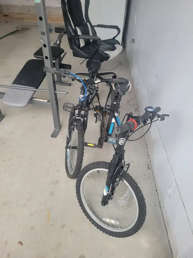 Bikes for pickup  in Mountain in London - Image 2