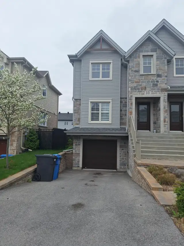 Maison à louer Saint-Constant