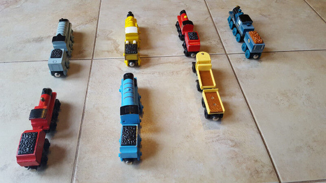 Thomas the train w/ Tenders - wooden magnetic toys in Toys & Games in Moncton - Image 3