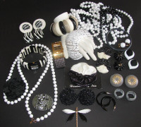 Vntg Costume Jewelry Joan Rivers Sarah Coventry Black&White 24PC