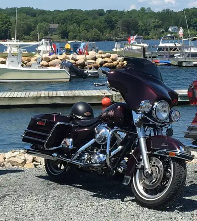 Harley Davidson 2005 Electra Glide Classic FLHTCI. One owner bike. Purchased new from local HD deale...