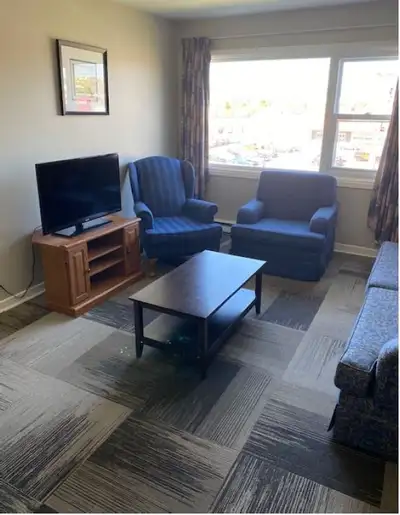 Room for Rent - Torbay Road (Shoppers area)